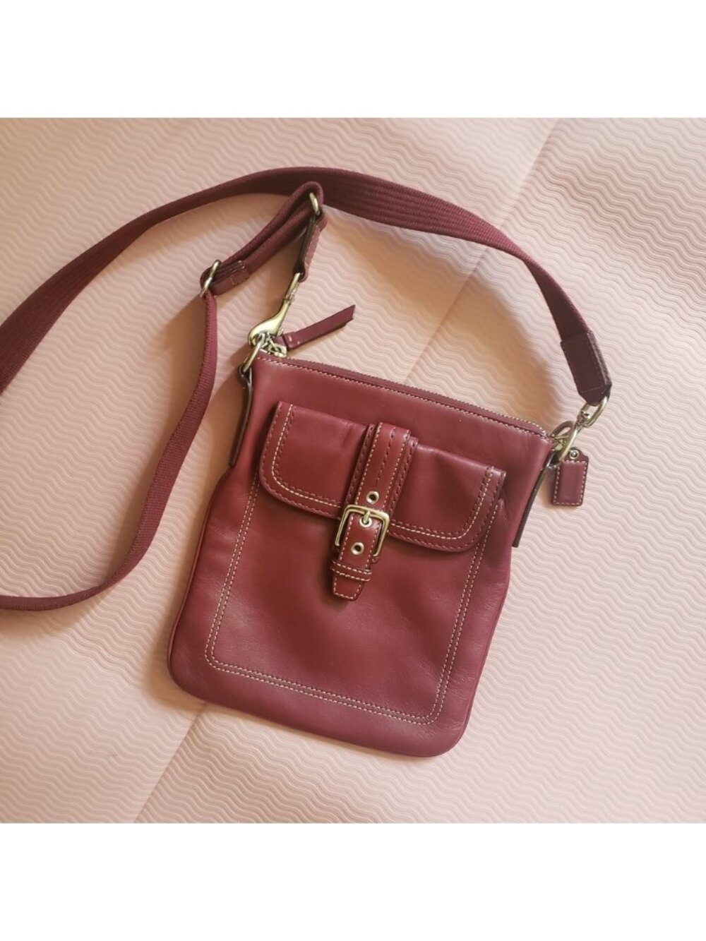 Vintage Coach Hamilton Burgundy Leather Swingpack Crossbody Bag Y2K Indie Sleaze